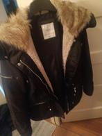 Winterjas Maat M - Zo goed als nieuw!, Maat 38/40 (M), Zwart, Zo goed als nieuw, Bershka