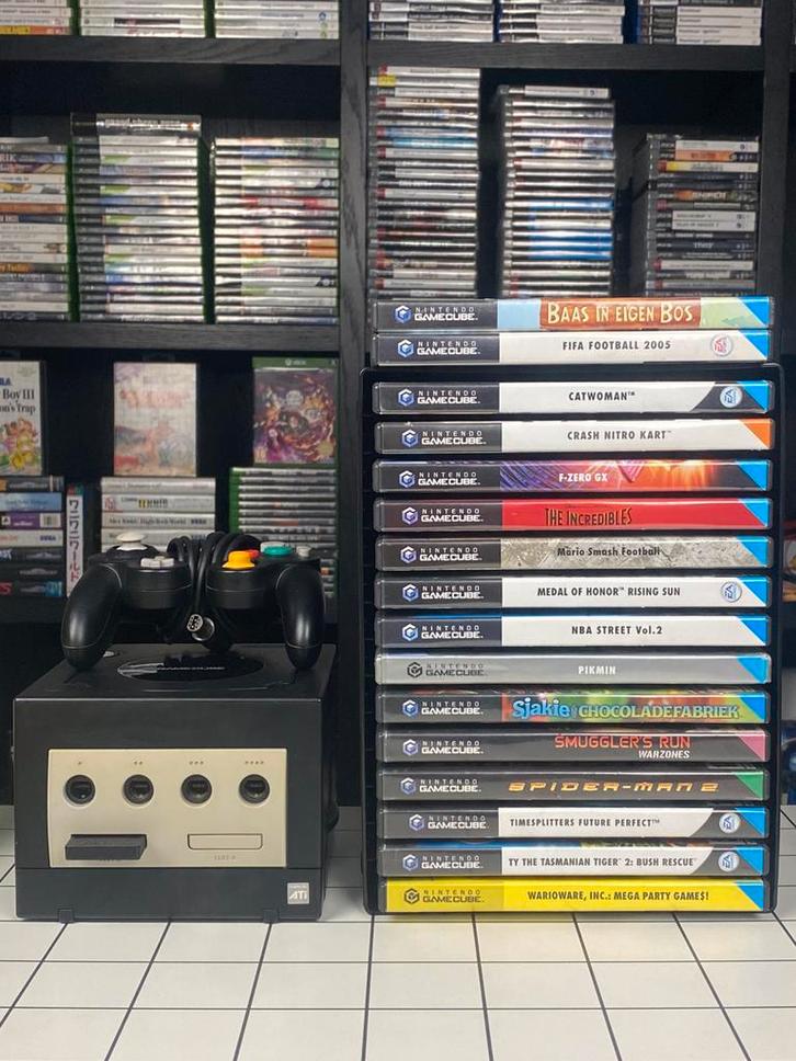 Nintendo GameCube bundel- Console verkocht games beschikbaar, Spelcomputers en Games, Games | Nintendo GameCube, Zo goed als nieuw