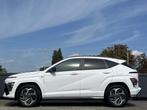 Hyundai Kona 1.6 GDI HEV Automaat N Line Edition * | Navi &, Auto's, Hyundai, 12 maanden, Stof, Gebruikt, Euro 6