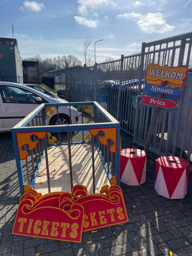 Attributen circus thema, Eén persoon