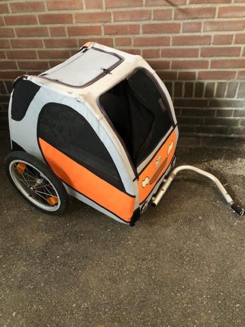 Hondenkarretje voor fiets - en hondenwandelwagen beschikbaar voor biedingen