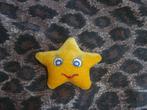 Knuffel zon geel mini knuffelzon met piepje erin ster sterre, Kinderen en Baby's, Speelgoed | Overig, Gebruikt, Ophalen of Verzenden