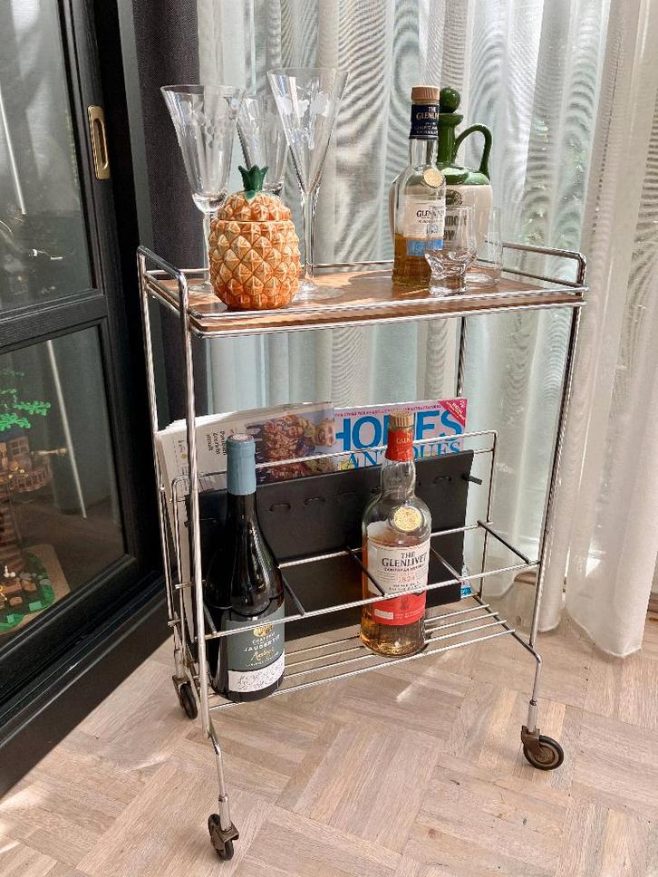 Vintage Trolley met lectuurhouder, Huis en Inrichting, Barren, Gebruikt, Ophalen
