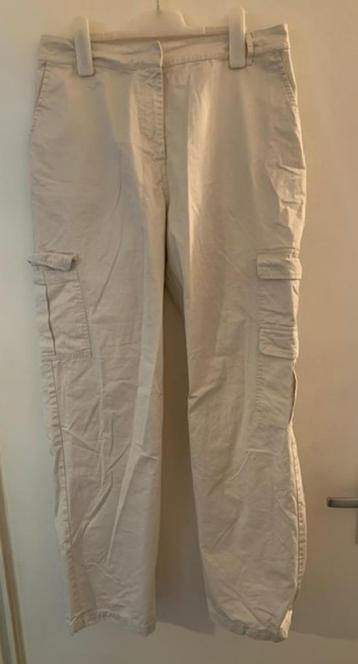 Crèmekleurige broek van Shoeby. Maat M beschikbaar voor biedingen