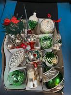 Set vintage kerstballen rood groen zilver deukpiek, Diversen, Kerst, Ophalen of Verzenden, Gebruikt