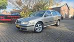 Skoda Octavia Combi 1.6 Démarrage clima-bj 2005-75kw, Voorwielaandrijving, Gebruikt, 4 cilinders, Beige