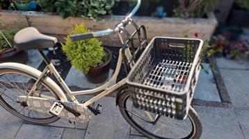 Tekoop Altec Damesfiets klein frame  beschikbaar voor biedingen