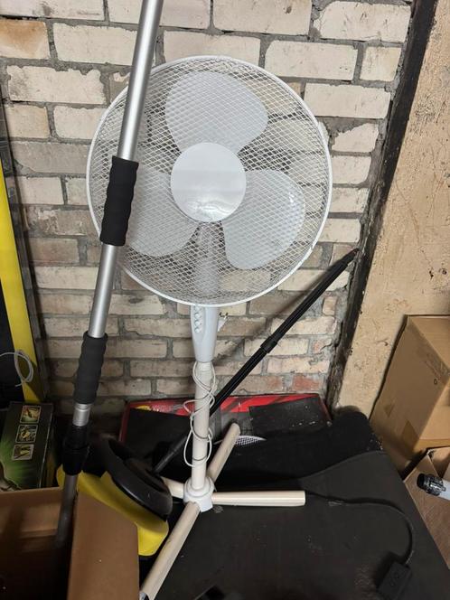 Te koop: Staande Ventilator – Ideaal voor de warme dagen!, Witgoed en Apparatuur, Ventilatoren, Zo goed als nieuw, Statiefventilator