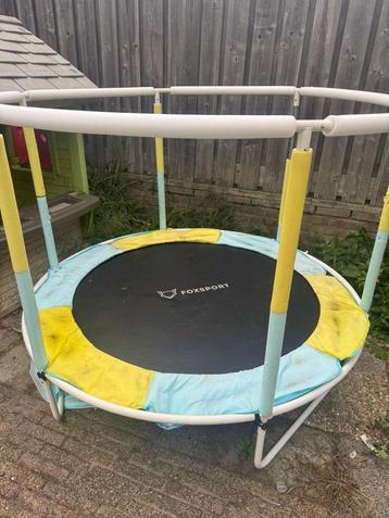 trampoline voor kinderen beschikbaar voor biedingen