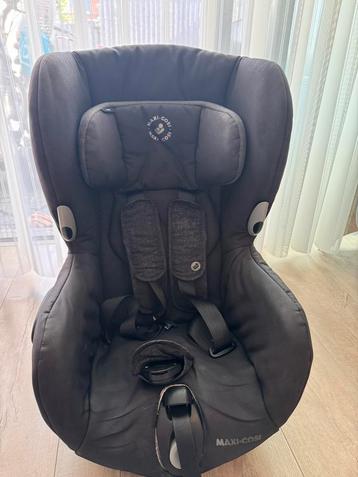 Maxi-Cosi Axiss autostoel beschikbaar voor biedingen