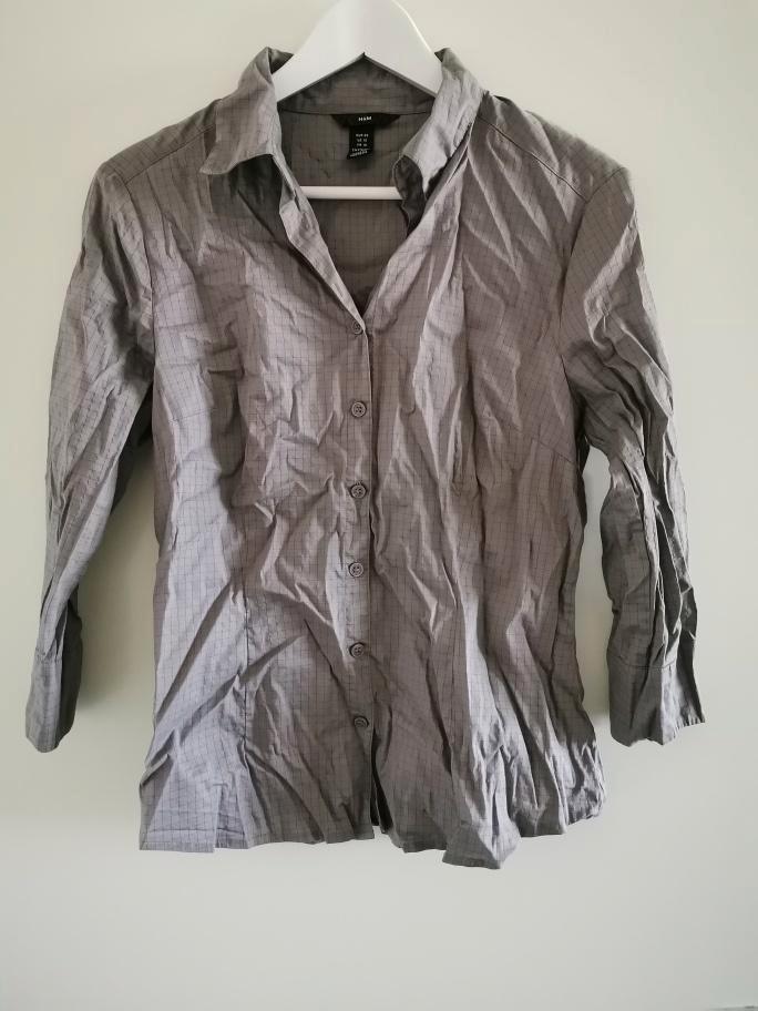 Grijze blouse van H&M Mt 40 ZGAN  Gedistingeerd ruitje., Kleding | Dames, Blouses en Tunieken, Zo goed als nieuw, Maat 38/40 (M)