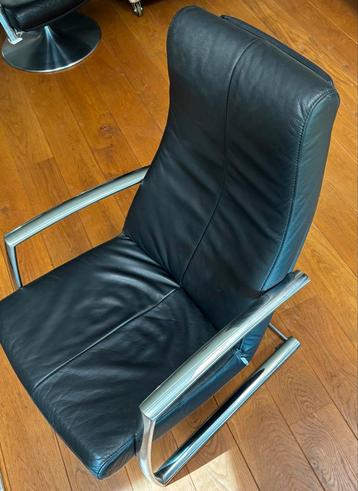 TopForm Fauteuil - Zwart Leer beschikbaar voor biedingen