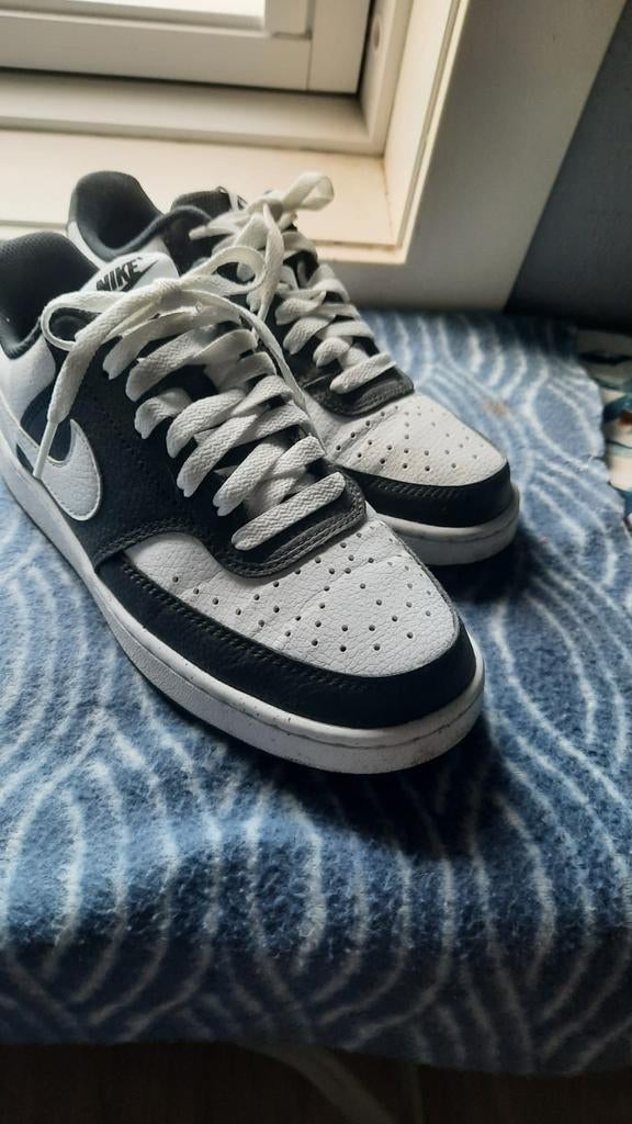 Mooie nikes, Kleding | Dames, Schoenen, Ophalen, Zo goed als nieuw, Sneakers of Gympen