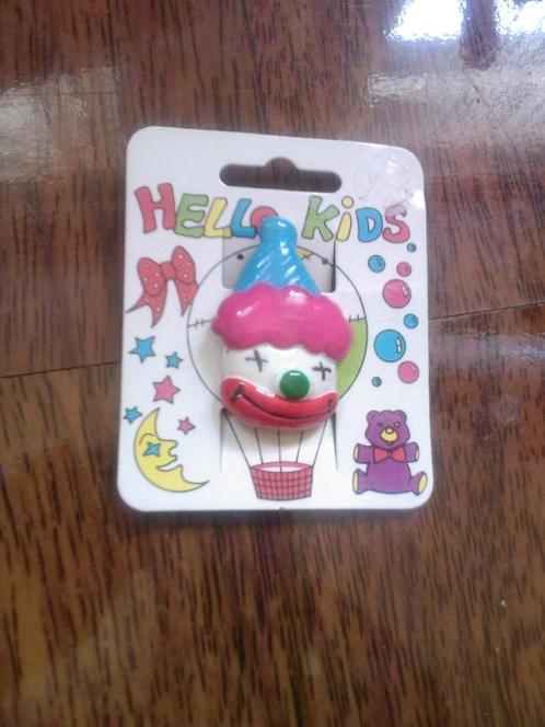 Clown haar speldjes/broches, carnaval idee of kinderfeestje?, Kleding | Dames, Carnavalskleding en Feestkleding, Nieuw, Accessoires