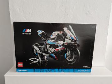 LEGO Technic BMW M 1000 RR beschikbaar voor biedingen