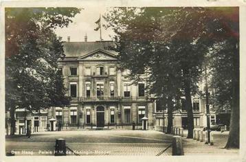 (301-196-011) Den Haag Paleis HM de Koningin Moeder beschikbaar voor biedingen