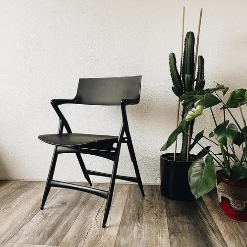 KARTELL klapstoel, Huis en Inrichting, Barkrukken, Zo goed als nieuw, Ophalen of Verzenden