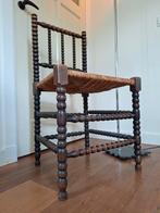 Leuke Bobbin of knobbelstoel, Ophalen