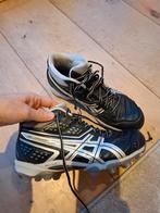 Asics veldschoenen korfbal hockey voetbal mt 41.5, Sport en Fitness, Hockey, Ophalen of Verzenden, Zo goed als nieuw, Schoenen