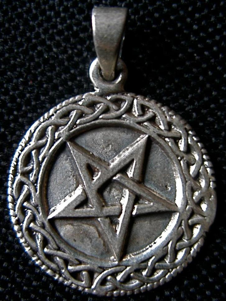 Zilveren 925 zilver kettinghanger amulet pentagram keltisch, Sieraden, Tassen en Uiterlijk, Kettinghangers, Nieuw, Zilver, Zilver