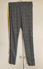 Maat: 34 - XS / Zwart -wit geruite broek met gele bies, Overige kleuren, Sisters Point, Ophalen of Verzenden, Maat 34 (XS) of kleiner