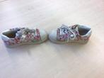 GRATIS AFHALEN> witte bloemetjes schoenen, maat 29, Kinderen en Baby's, Kinderkleding | Schoenen en Sokken, Ophalen, Gebruikt