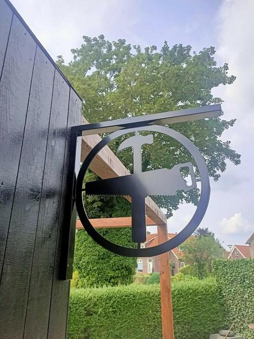 uithangbord, staal, bijzettafel,mancave, klusser, design, Huis en Inrichting, Tafels | Bijzettafels, Nieuw, Ophalen of Verzenden