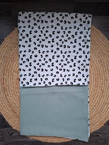 Little XO wafeldeken groen/print beschikbaar voor biedingen