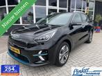 Kia e-Niro ExecutiveLine 64 kWh CAMERA NAV CRUISE LEDER NAP, Gebruikt, 1712 kg, Met garantie (alle), Zwart