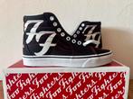 Vans x Foo Fighters Sneakers Maat 37, Kleding | Dames, Schoenen, Zwart, Nieuw, Ophalen of Verzenden, Sneakers of Gympen