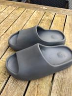 Adidas Yeezy Slide - Maat US6 37.5, Kleding | Heren, Ophalen of Verzenden, Zo goed als nieuw, Overige kleuren, Slippers