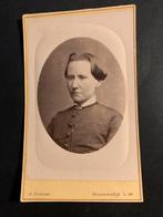 cdv carte de visite A Greiner Amsterdam vreemd kapsel dame, Verzenden, Voor 1940, Zo goed als nieuw, Foto