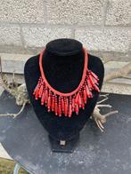 Halsketting rood. Glazen kralen, Ophalen of Verzenden, Zo goed als nieuw, Rood, Overige materialen