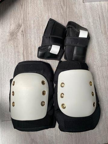 Skate bescherming set beschikbaar voor biedingen