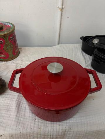 Rode Cyril Lignac braadpan - Gietijzer beschikbaar voor biedingen