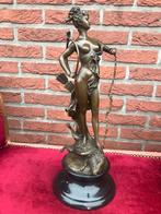 groot bronzen beeld: Diana, godin van de jacht, Ophalen of Verzenden, Brons