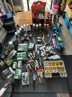 Veel merk gereedschap Bosch etc en schilder artikelen €370, Ophalen, Zo goed als nieuw