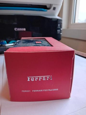 Ferrari FXX Red 2005 - Modelauto beschikbaar voor biedingen