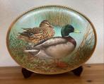 WILDE EEND , 31cm op houten standaard, Ophalen of Verzenden, Zo goed als nieuw, Minder dan 50 cm, Schilderij