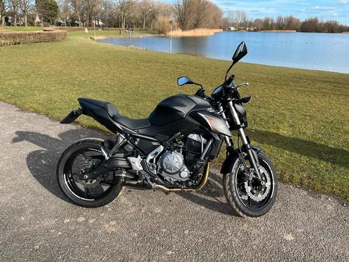 Kawasaki Z650 full option MOET WEG!, Motoren, Motoren | Kawasaki, Particulier, Naked bike, meer dan 35 kW, Ophalen