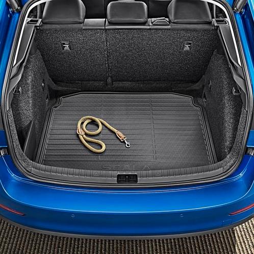 Nieuw dubbelzijdige kofferbakmat Skoda Scala variabele bodem, Auto diversen, Kofferbakmatten, Nieuw, Ophalen