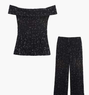 2-piece Zara set  beschikbaar voor biedingen