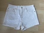 Levi’s - Witte 501 spijkerbroek short maat 30, Wit, Ophalen of Verzenden, Zo goed als nieuw, W30 - W32 (confectie 38/40)