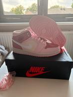Nike Air Jordan 1 Mid Digital Pink | Maat 40, Kleding | Dames, Schoenen, Ophalen of Verzenden, Nieuw, Roze, Sneakers of Gympen