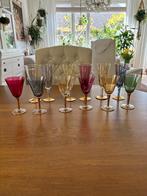 12 Vintage gekleurde parelmoer glazen met goudverf., Verzamelen, Glas en Borrelglaasjes, Overige typen, Gebruikt, Ophalen of Verzenden
