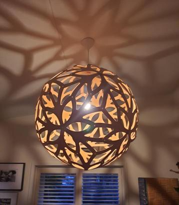 Prachtige design hanglamp Floral van David Trubridge