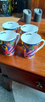 Corneille bekers, Huis en Inrichting, Keuken | Servies, Ophalen of Verzenden, Zo goed als nieuw, Overige stijlen, Kop(pen) en/of Schotel(s)