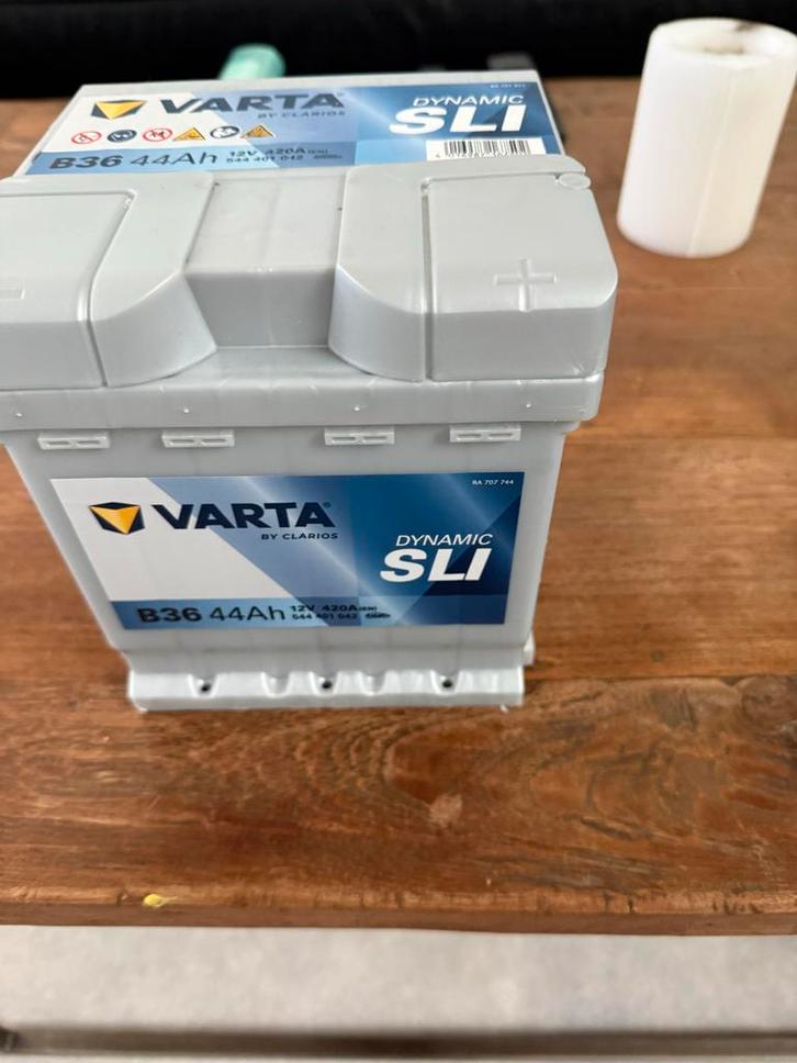 Varta B36 44Ah Accu - Nieuw!, Auto-onderdelen, Accu's en Toebehoren, Universele onderdelen, Nieuw, Ophalen