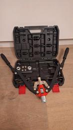 --Te huur-- Combitang popnagel en blindklinkmoer, Ophalen