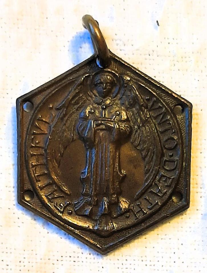 Diverse religieuze memorabilia, Verzamelen, Religie, Gebruikt, Christendom | Katholiek, Sieraad, Ophalen of Verzenden